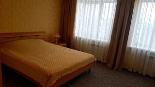 Гостиница Челябинск Челябинск Улучшенный двухместный номер с 1 кроватью-4